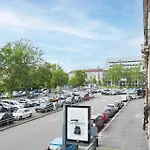 Easylife - Elegante Appartamento In Moscova
